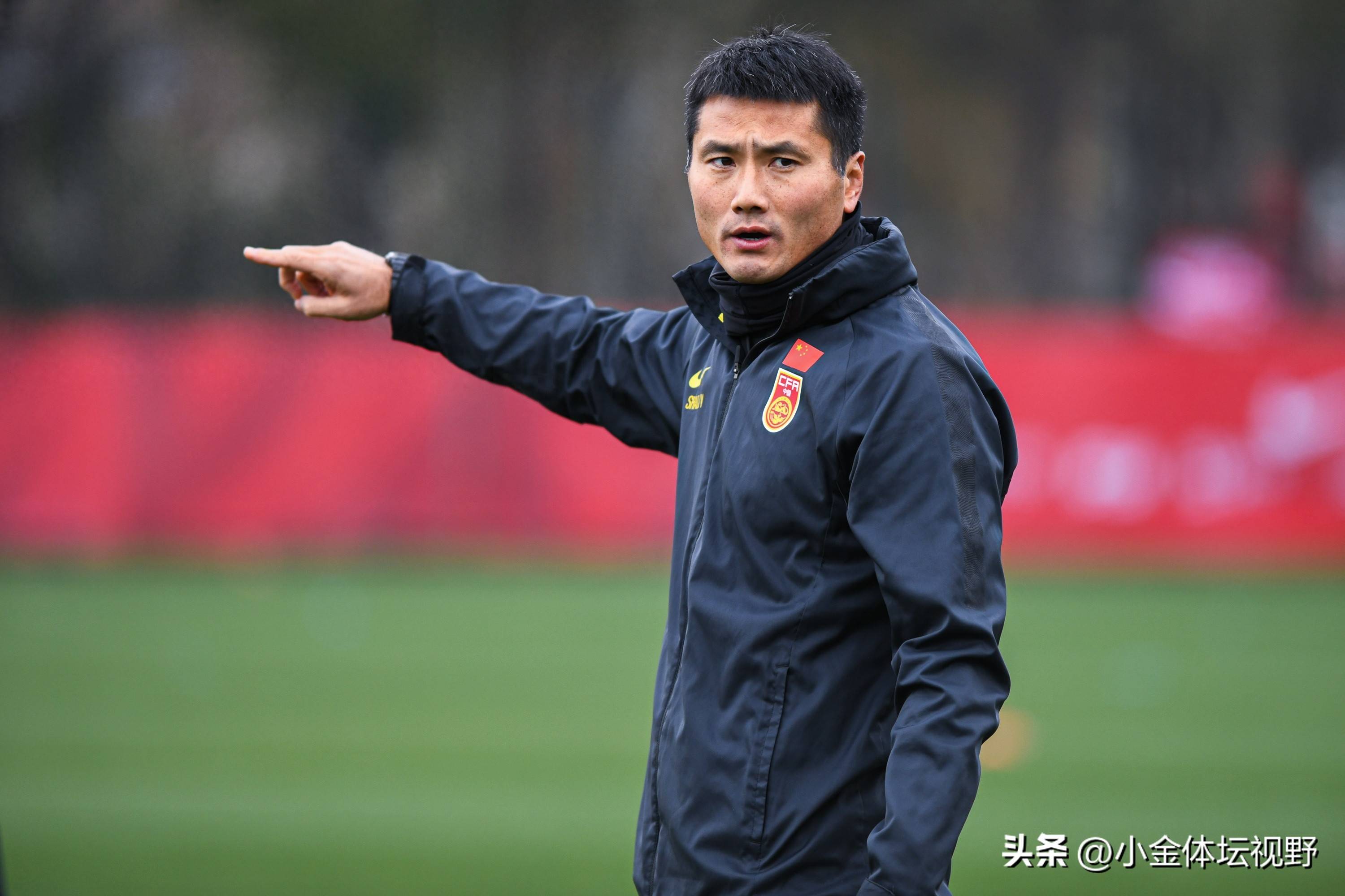 球队备战无缘胜利，教练组开始调整战术的简单介绍