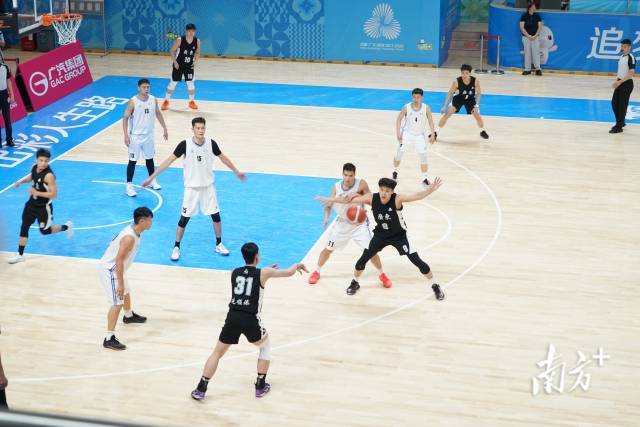 广东男篮力克贵州队，迅速击败对手(广东男篮力克贵州队,迅速击败对手是谁)