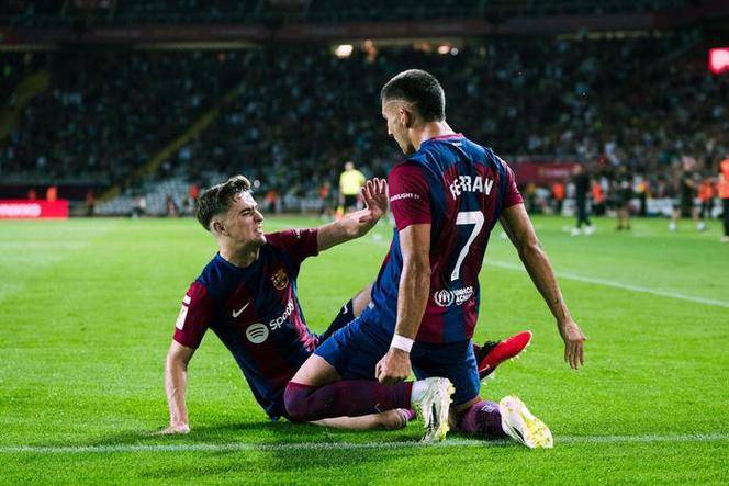 天博体育平台-摩洛哥前锋贝尔杜克斯塔代表塞维利亚队梅开二度战胜皇家贝蒂斯队的简单介绍